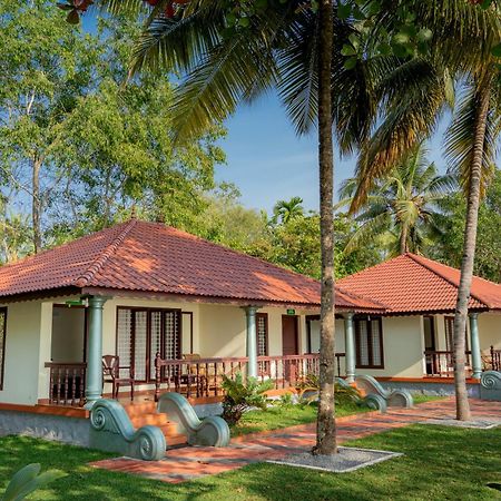 Dhathri Ayurveda Resort And Panchakarma Centre Kayankulam Exterior photo
