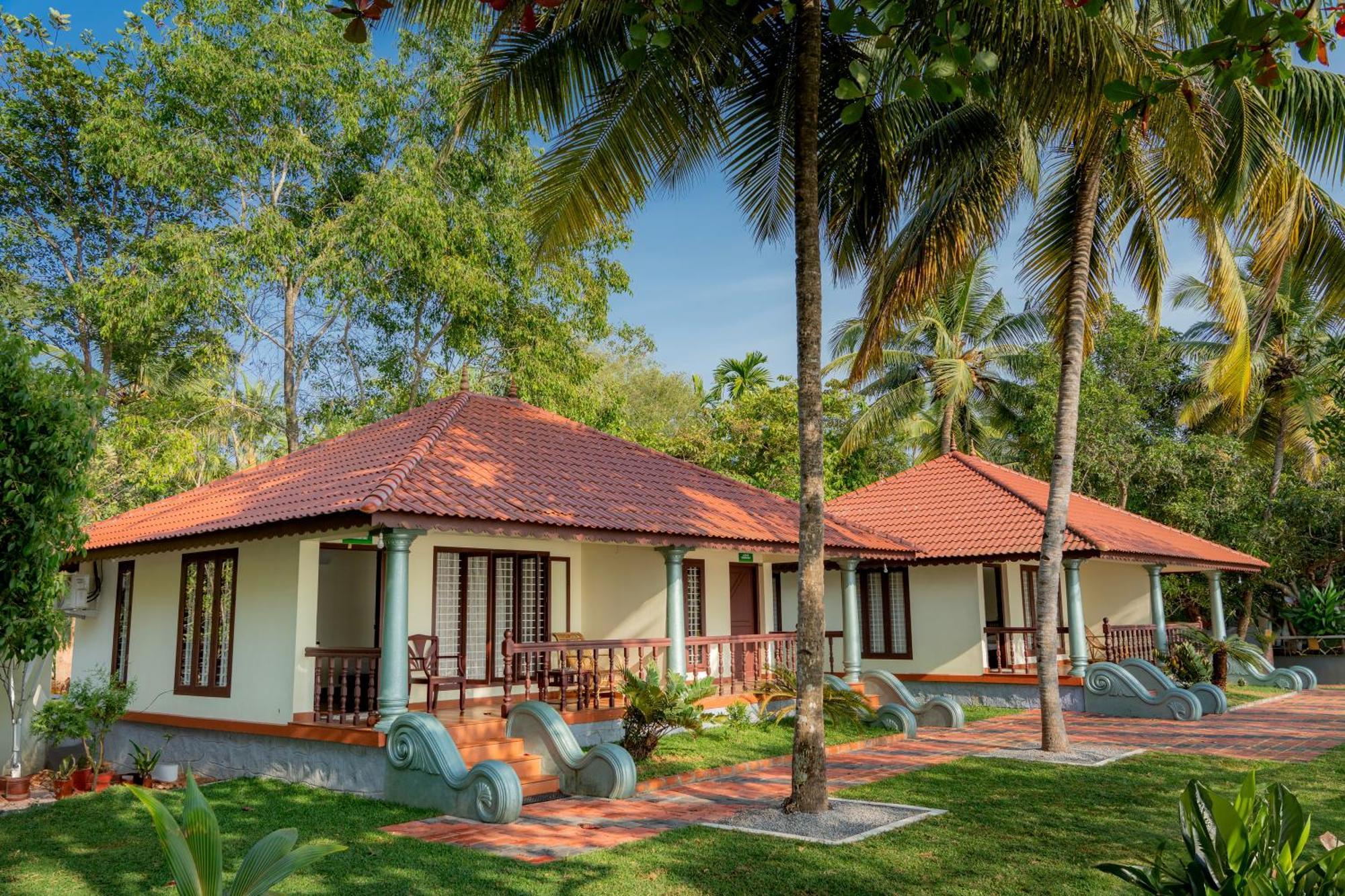 Dhathri Ayurveda Resort And Panchakarma Centre Kayankulam Exterior photo